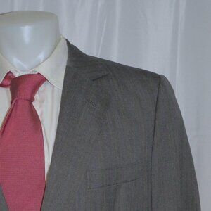 Henry Poole Savile Row Bespoke Gray Herringbone Two Button Sport Coat 44R